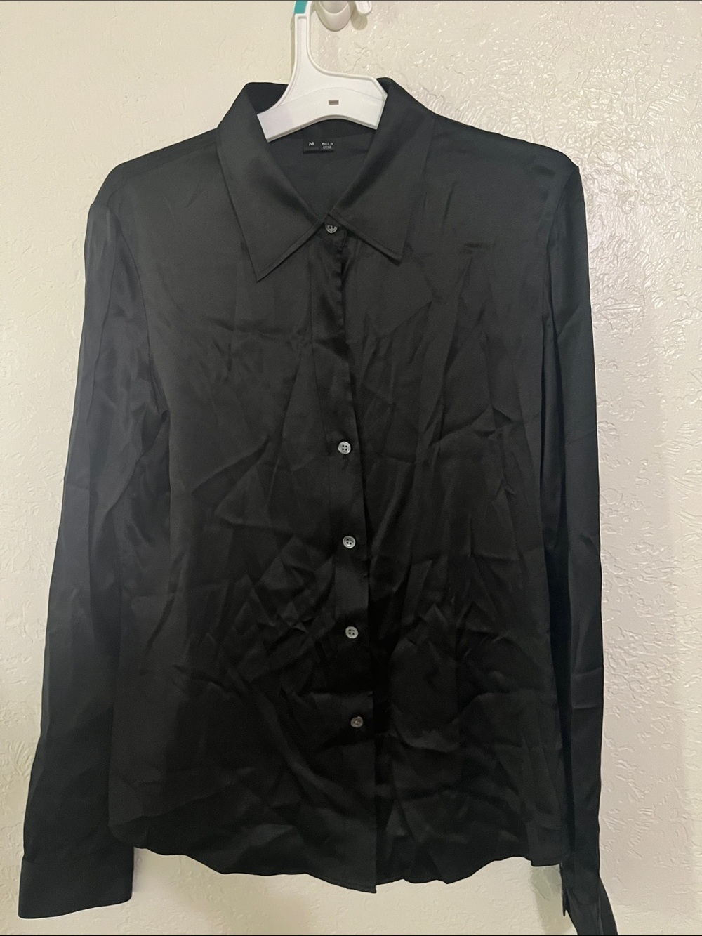 Theory Black Long-Sleeve Satin Button-Up Dress Shirt